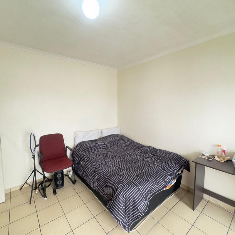 2 Bedroom Property for Sale in Parklands East Western Cape